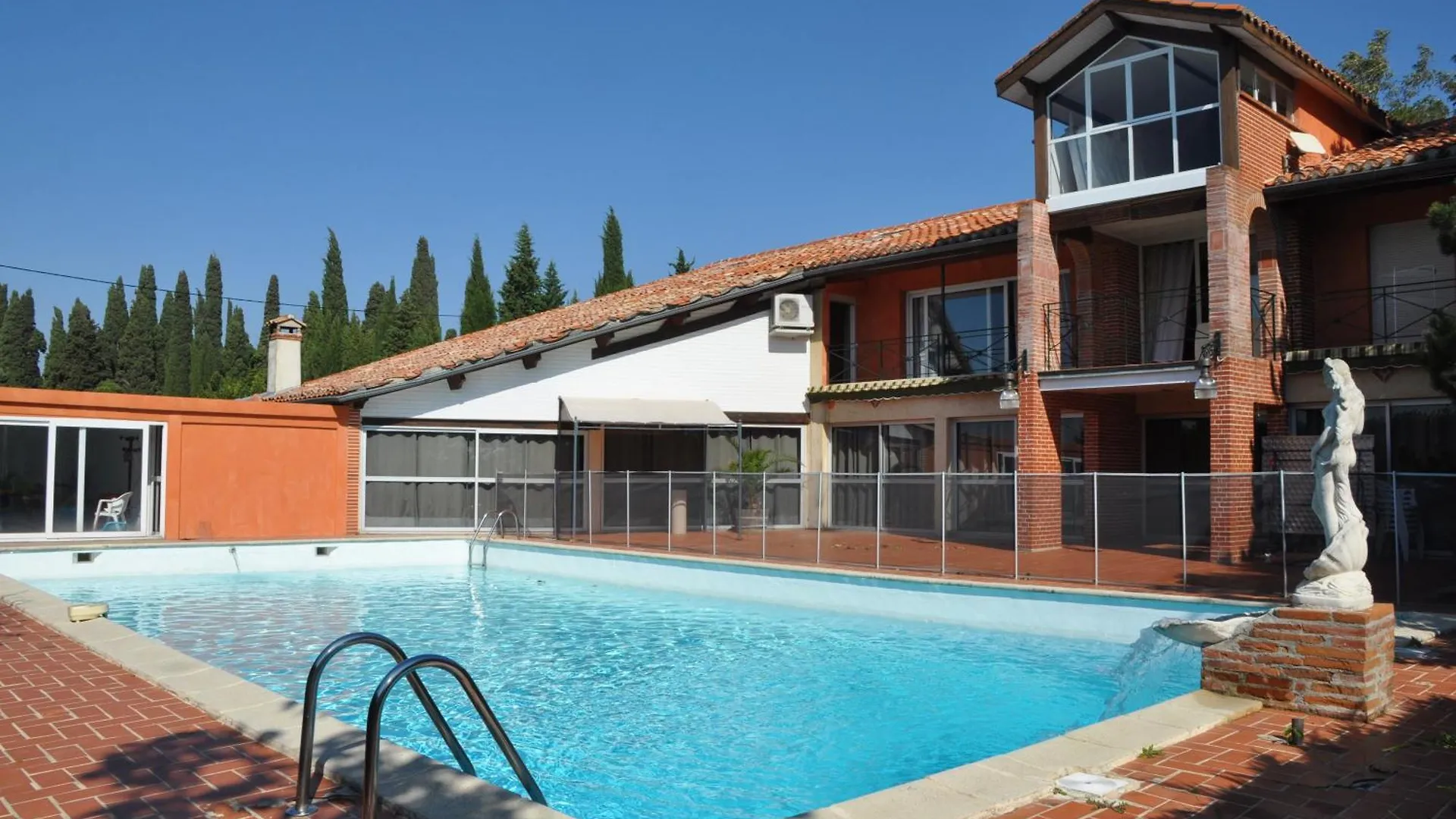 Domaine De Hurlevent Bed & Breakfast Montgaillard-Lauragais